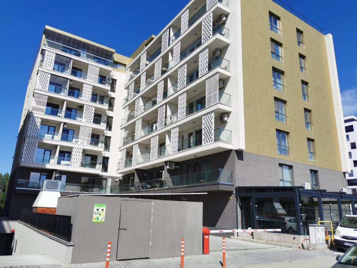 Grand Mamaia Lake Apartment *