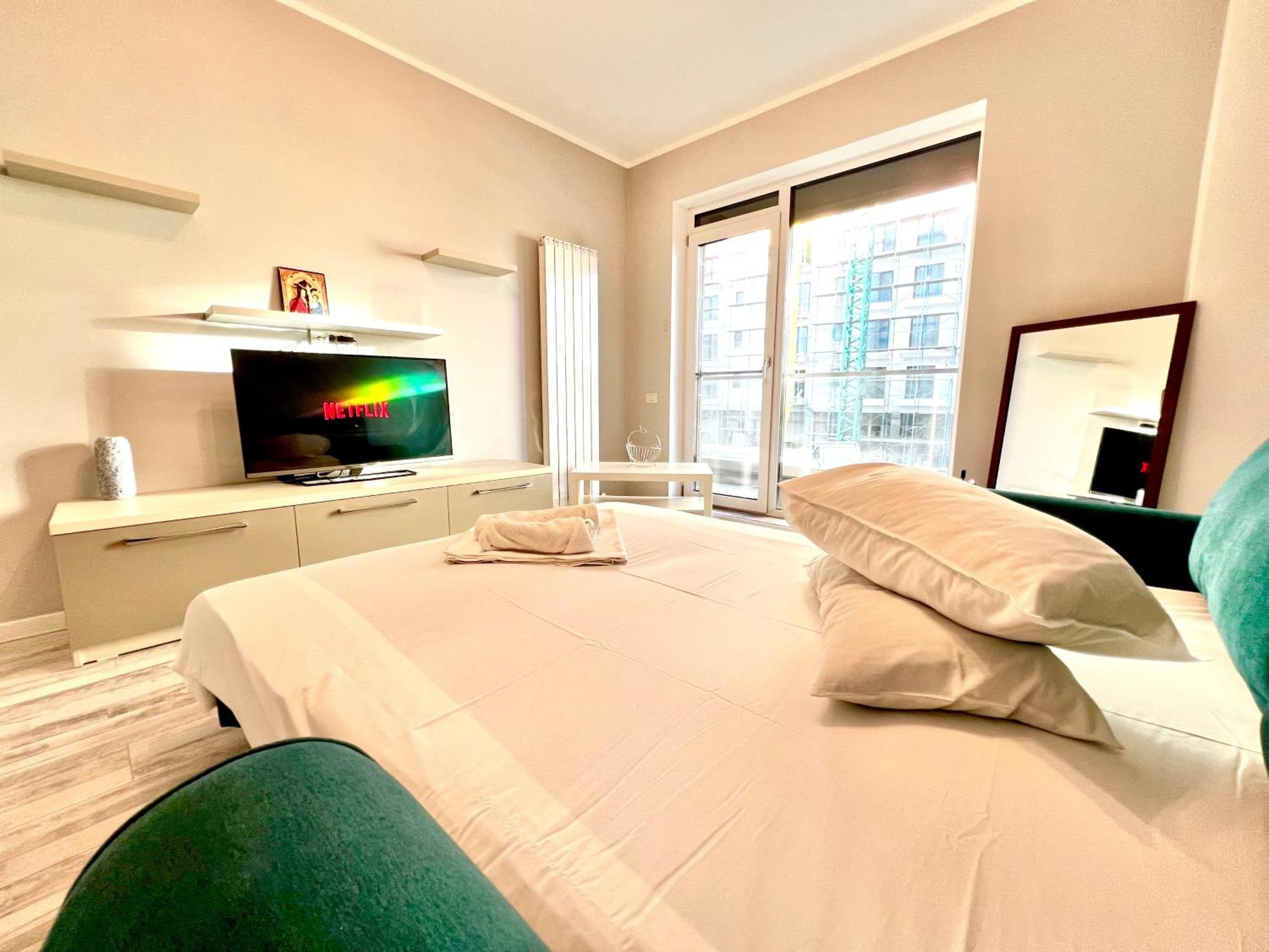 Apartment Grand Mamaia Lake *
